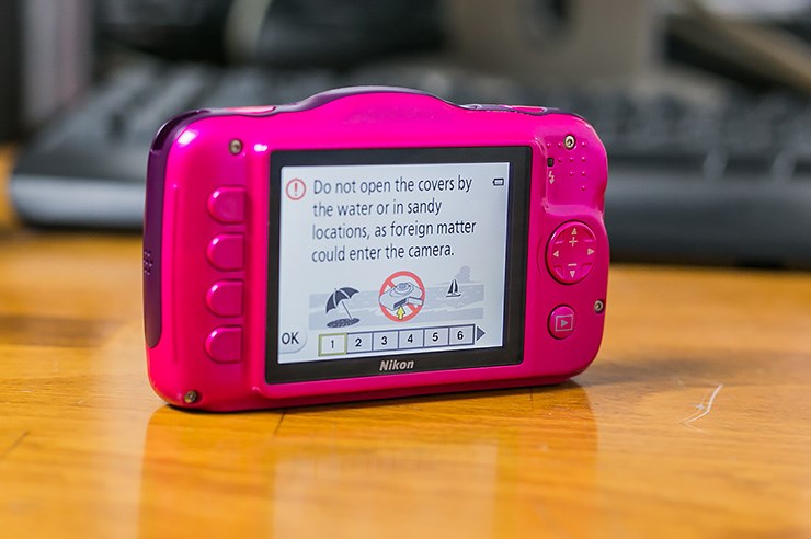 Nikon S32 (4).jpg